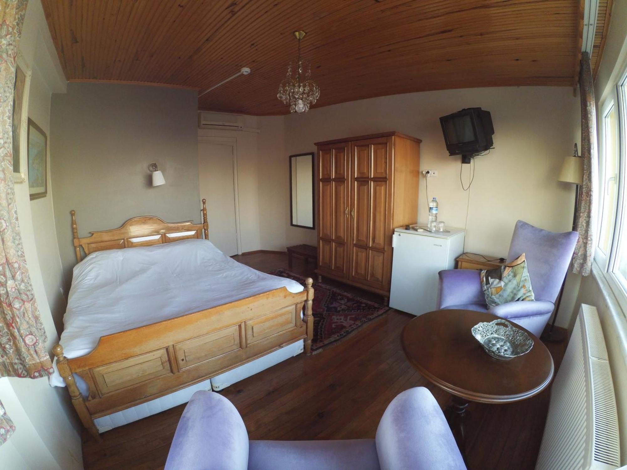Berk Guest House - Grandma'S House Κωνσταντινούπολη Δωμάτιο φωτογραφία