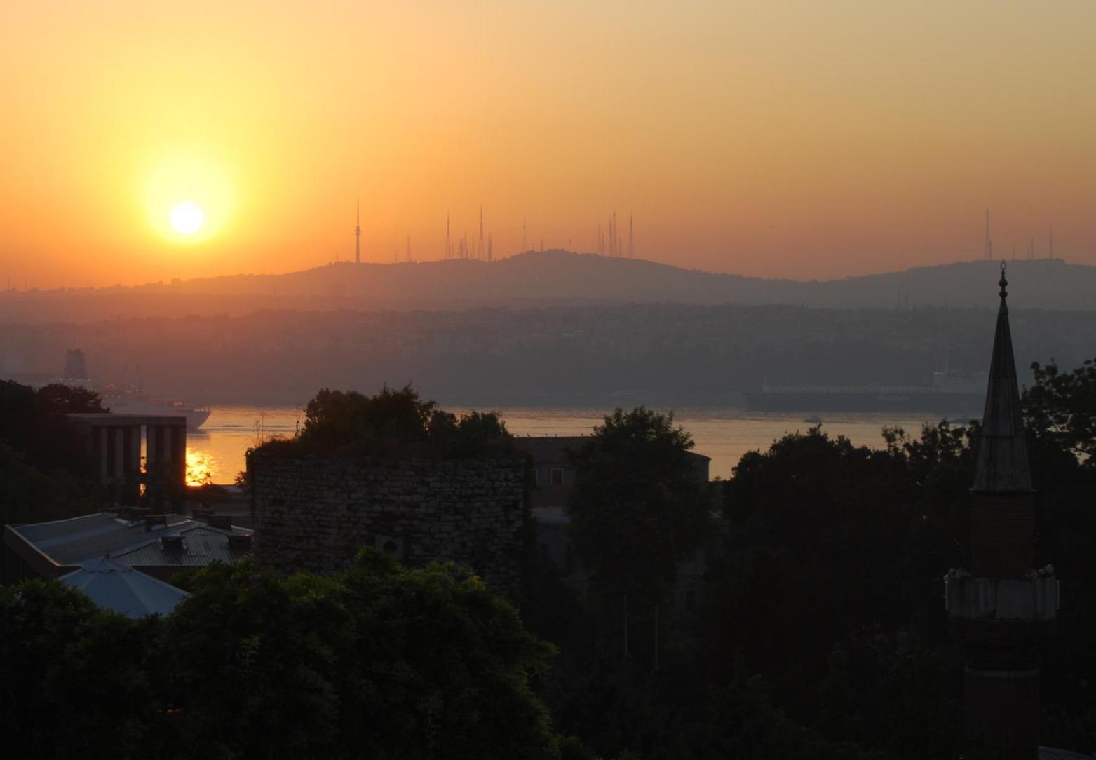 Berk Guest House - Grandma'S House Κωνσταντινούπολη Εξωτερικό φωτογραφία